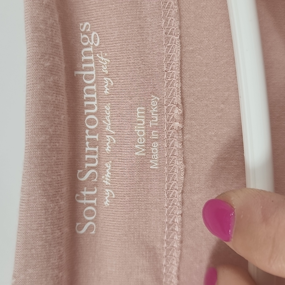 Soft surroundings pale pink long-sleeved top - Picture 4 of 5